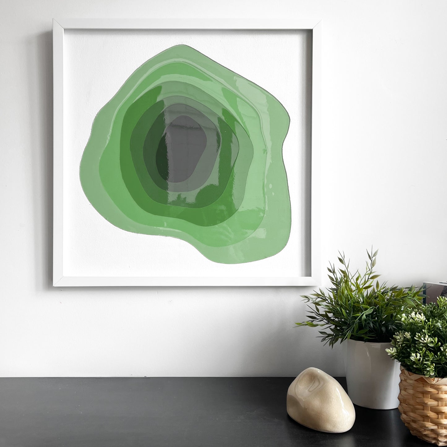 OCEAN EYES - FRAMED - 60 x 60 cm