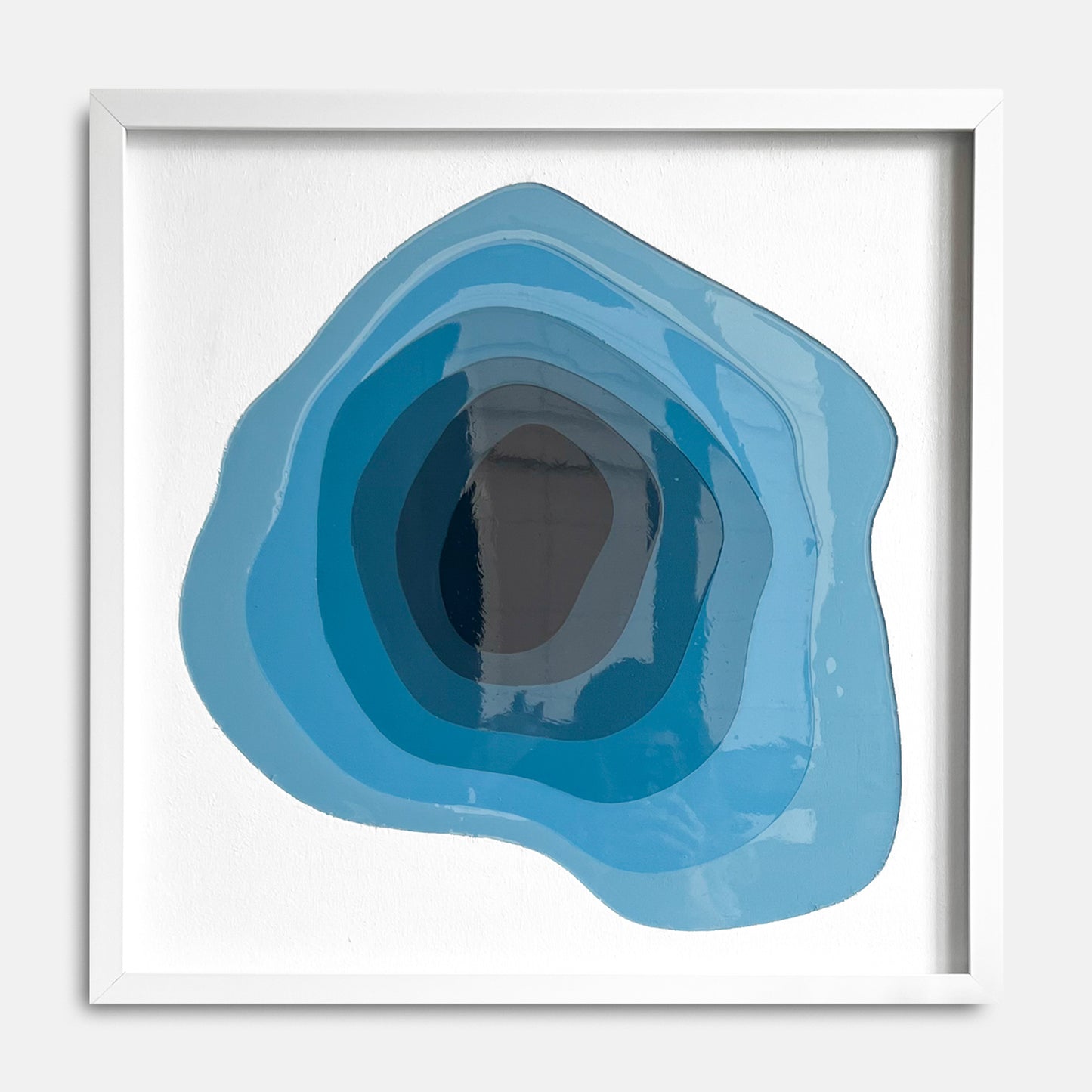 OCEAN EYES - FRAMED - 60 x 60 cm